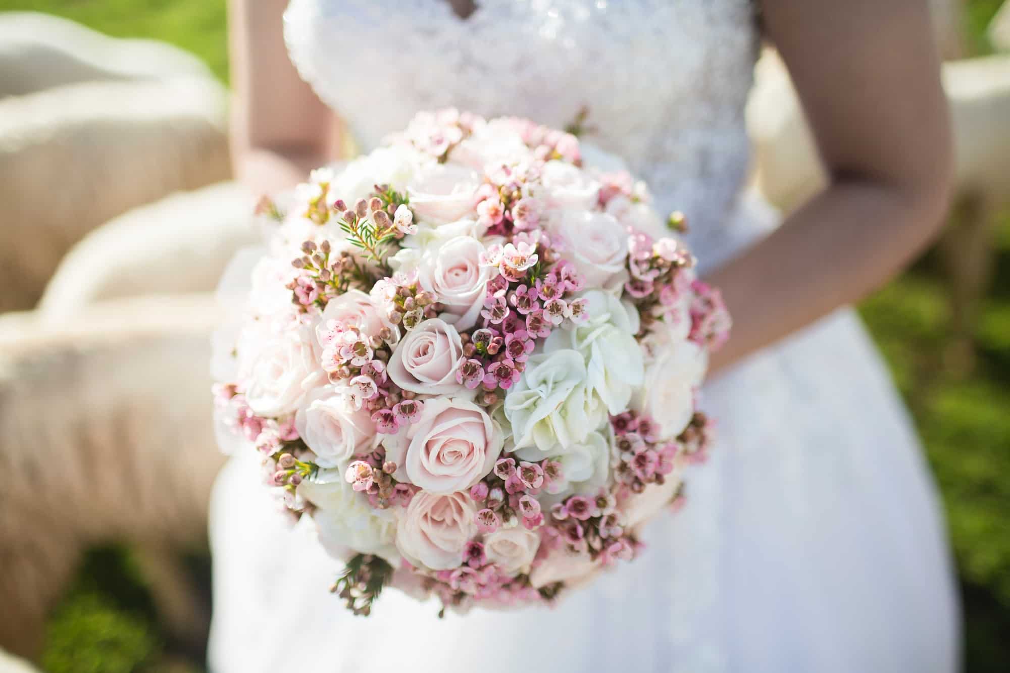 Exquisite Wedding Bouquets to Elevate Your Special Day - Flowers Box London