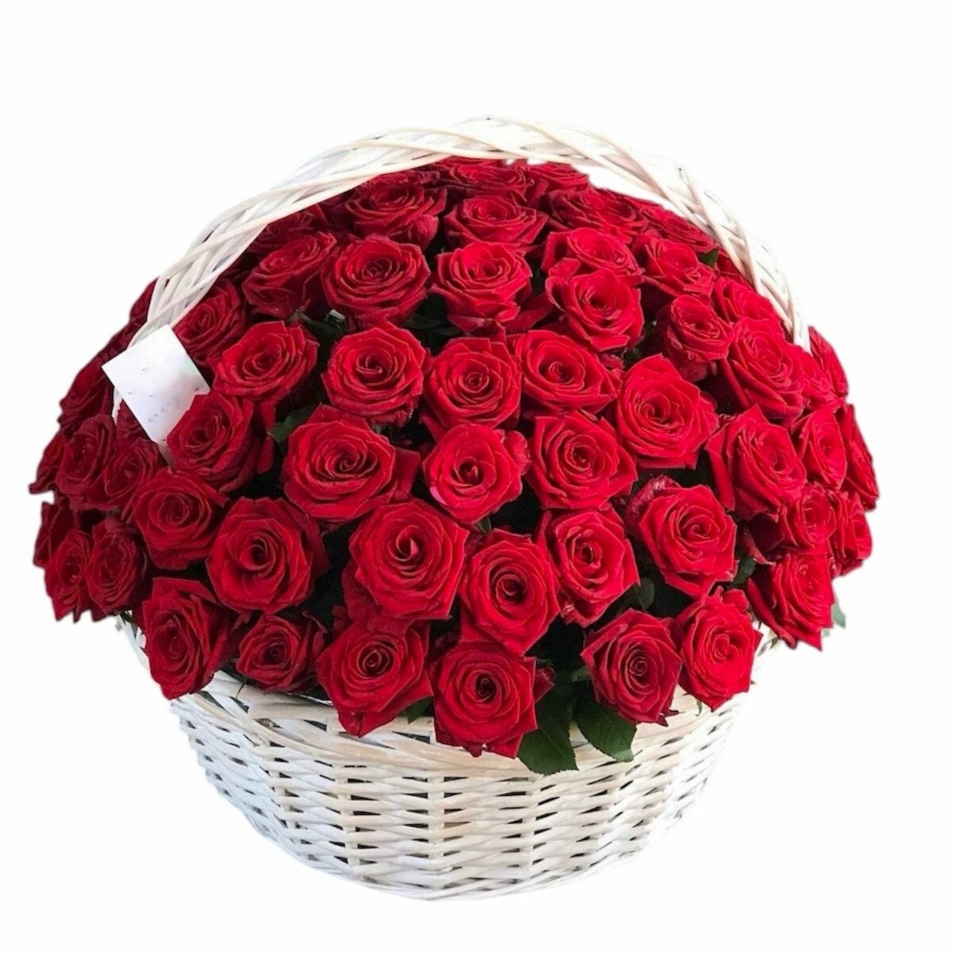 Luxury Naomi Roses in a Basket - Florist London