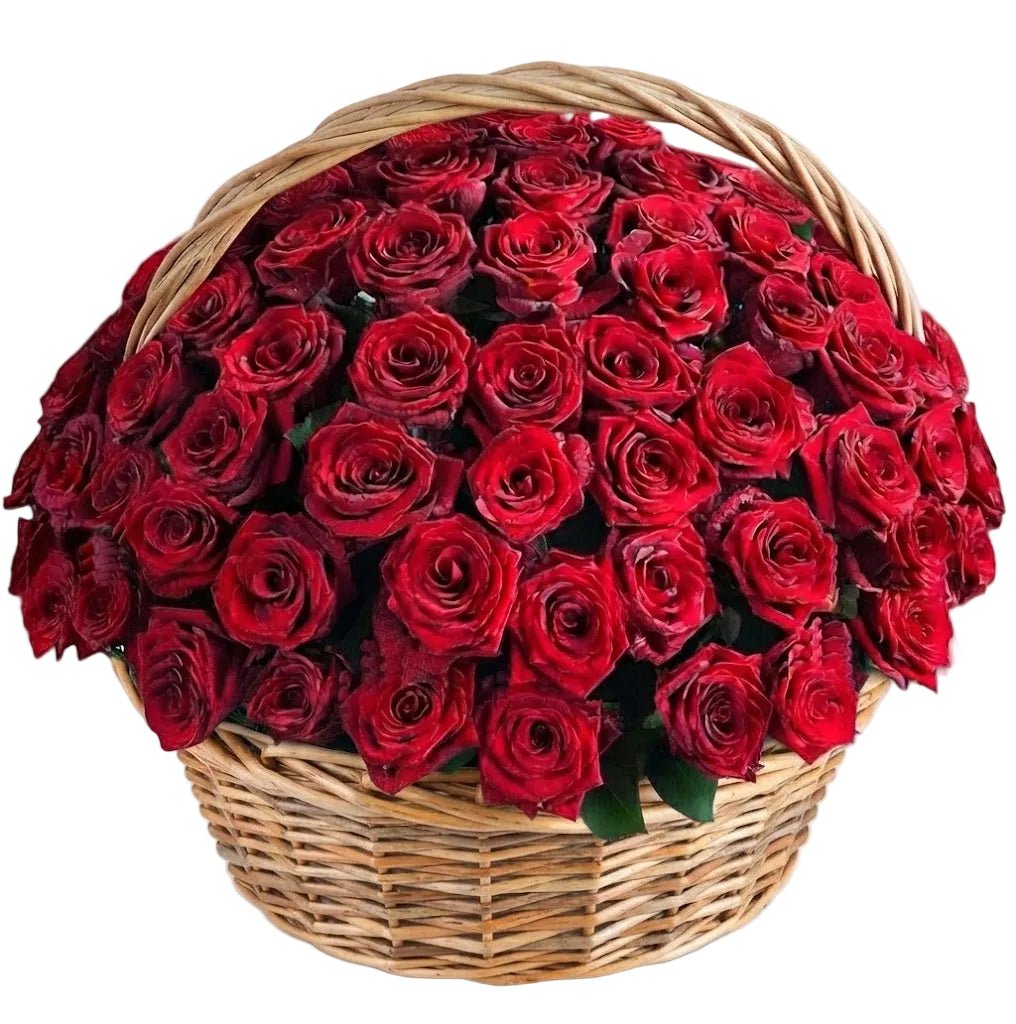 Luxury Naomi Roses in a Basket - Florist London