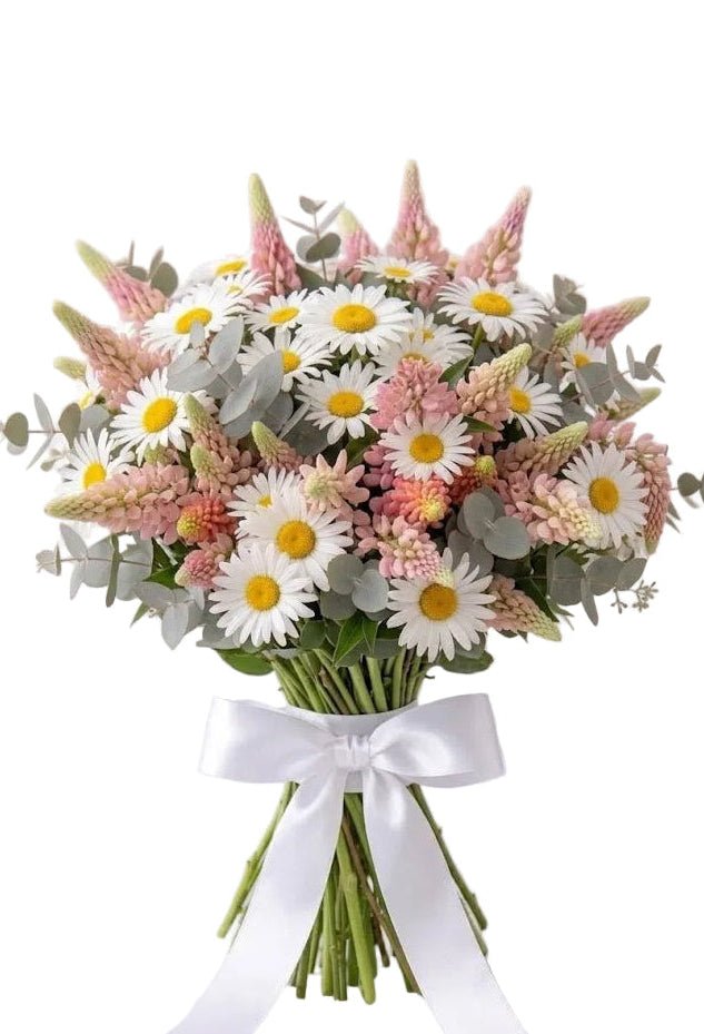 Pretty Bouquet of Daisies and Lupinus - Florist London