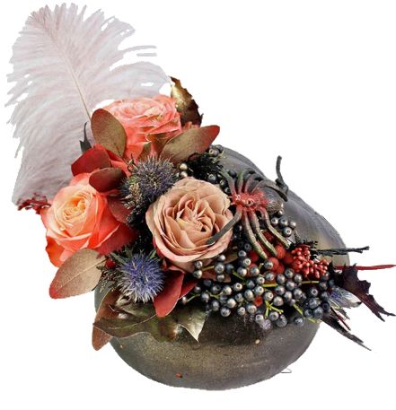 Rustic Black Pumpkin of Peach Roses