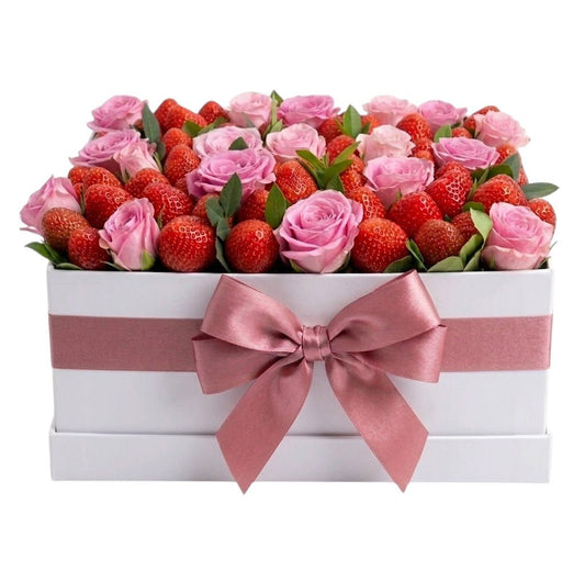 Strawberries and Spray Roses Box - Florist London