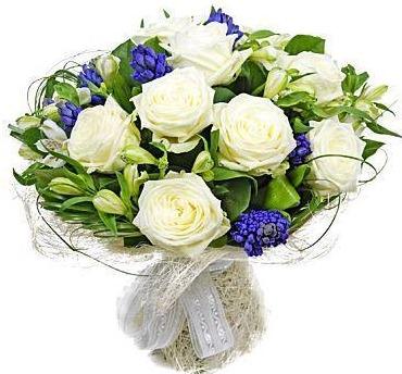 Blue Hyacinths with Roses Bouquet