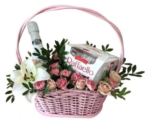 Gift Basket for Her with Flowers - Florist London
