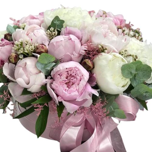 Peonies with Limonium Box