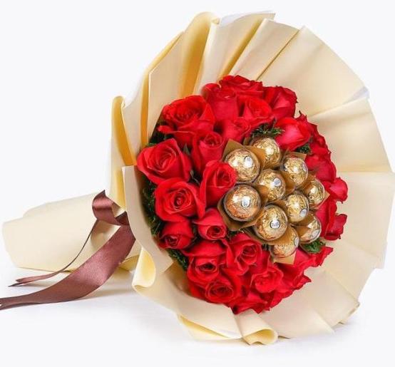 Romantic Roses and Chocolates Bouquet - Florist London