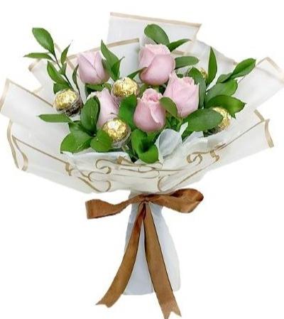 Roses and Chocolates Bouquet - Florist London